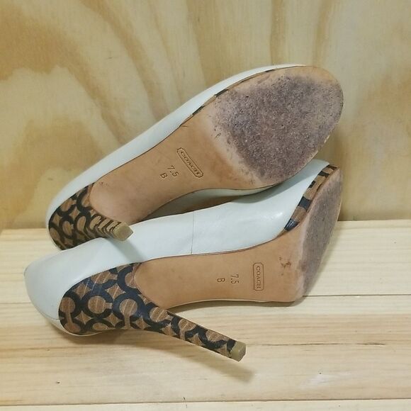 COACH ALEXA Soft Calf pumps Wmn's 7 1/2 - Picture 9 of 9